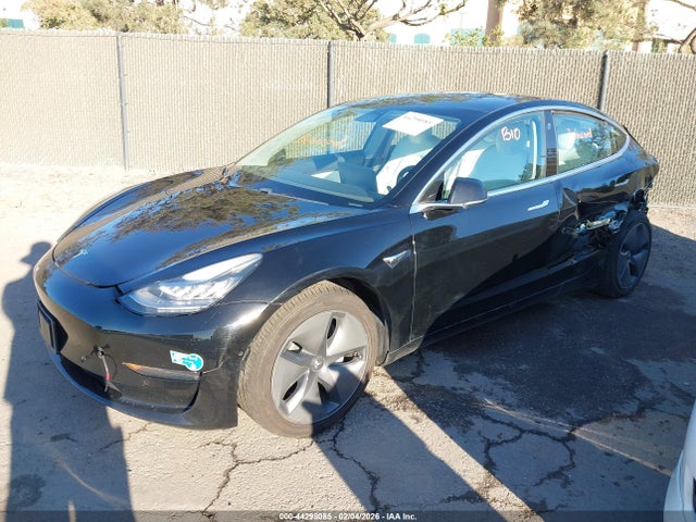 2019 Tesla Model 3 Long Range/performance მანქანა იყიდება აუქციონზე, vin: 5YJ3E1EB0KF526762, აუქციონის ნომერი: 44298085