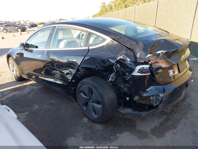 2019 Tesla Model 3 Long Range/performance მანქანა იყიდება აუქციონზე, vin: 5YJ3E1EB0KF526762, აუქციონის ნომერი: 44298085