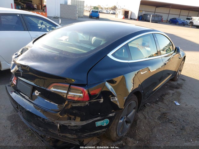 2019 Tesla Model 3 Long Range/performance მანქანა იყიდება აუქციონზე, vin: 5YJ3E1EB0KF526762, აუქციონის ნომერი: 44298085