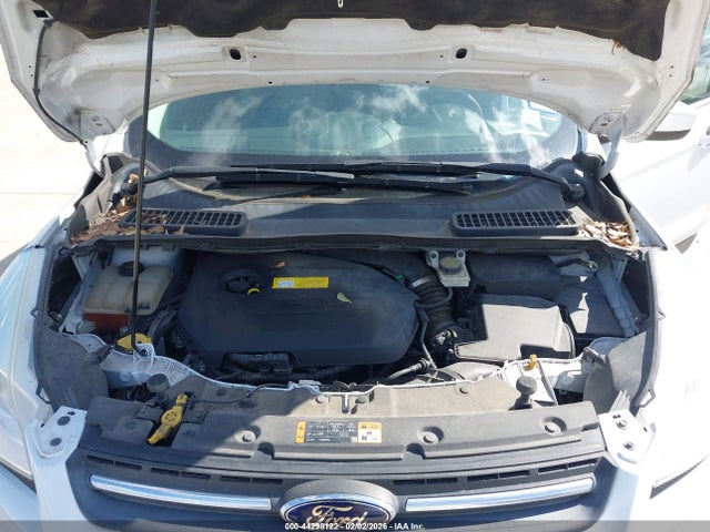 1FMCU0GX4GUA28841 Ford ESCAPE SE
