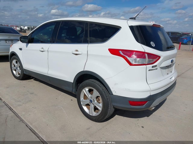 1FMCU0GX4GUA28841 Ford ESCAPE SE
