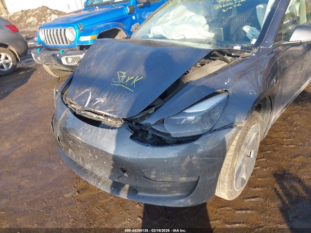 2023 TESLA MODEL 3 5YJ3E1EA7PF428892 Photo 5