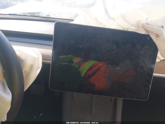 2023 TESLA MODEL 3 5YJ3E1EA7PF428892 Photo 6