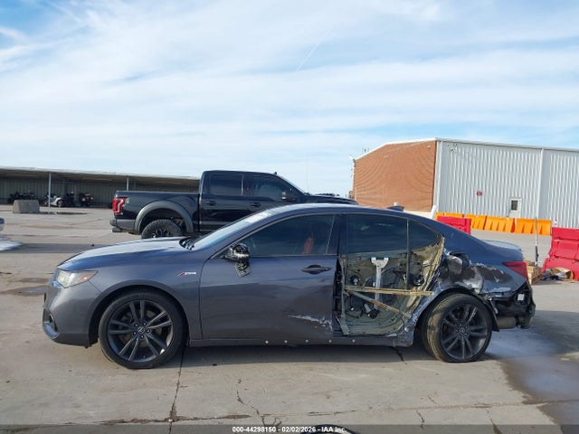 44298150 :رقم المزاد ، 19UUB2F63JA007976 vin ، 2018 Acura Tlx Tech   A-spec Pkgs مزاد بيع