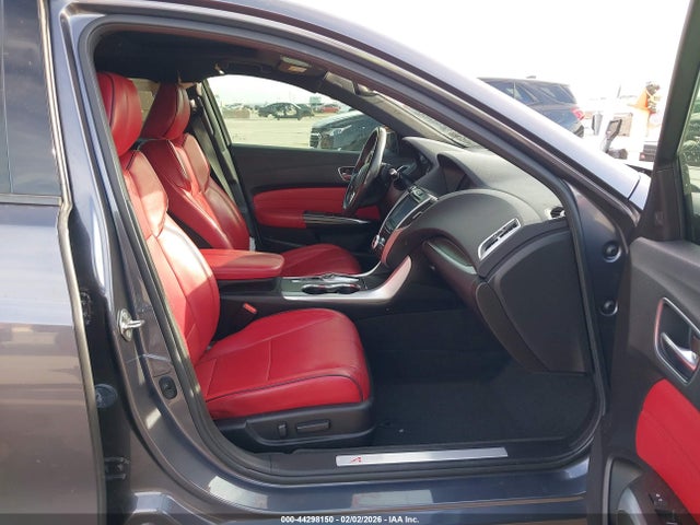 44298150 :رقم المزاد ، 19UUB2F63JA007976 vin ، 2018 Acura Tlx Tech   A-spec Pkgs مزاد بيع
