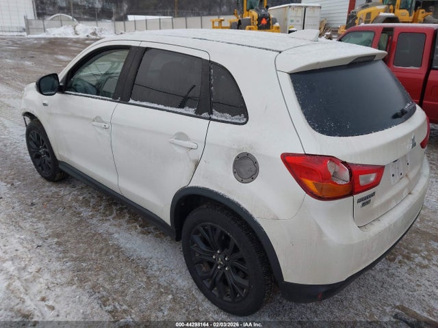 2017 MITSUBISHI OUTLANDER SPORT JA4AR3AU3HZ068713 Photo 2