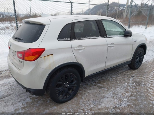 2017 MITSUBISHI OUTLANDER SPORT JA4AR3AU3HZ068713 Photo 3
