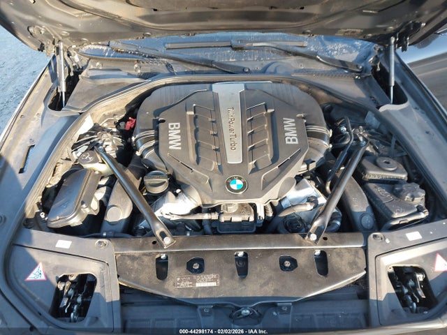 2013 BMW 550I WBAFR9C55DD227000 Photo 9
