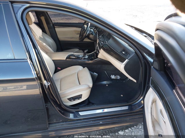 2013 BMW 550I WBAFR9C55DD227000 Photo 4