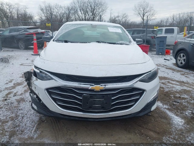 1G1ZC5ST7KF126738 Chevrolet Malibu 1fl