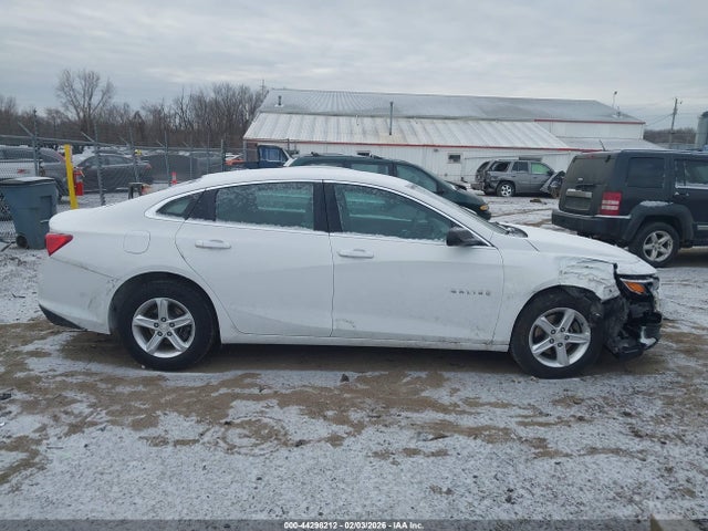 1G1ZC5ST7KF126738 Chevrolet Malibu 1fl