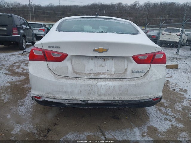 1G1ZC5ST7KF126738 Chevrolet Malibu 1fl