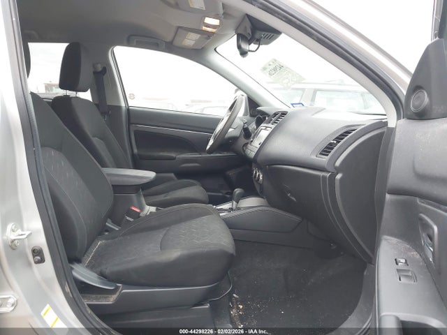 2021 MITSUBISHI OUTLANDER SPORT JA4ARUAU9MU032621 Photo 4