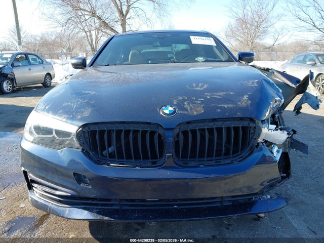 2019 Bmw 530i Xdrive მანქანა იყიდება აუქციონზე, vin: WBAJA7C58KG912061, აუქციონის ნომერი: 44298239