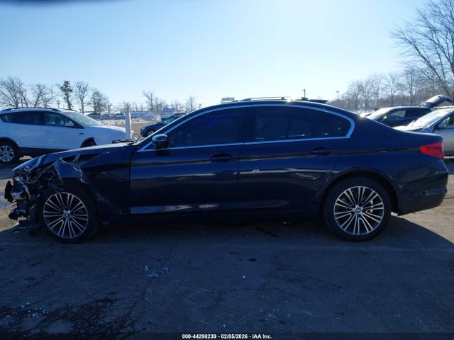 2019 Bmw 530i Xdrive მანქანა იყიდება აუქციონზე, vin: WBAJA7C58KG912061, აუქციონის ნომერი: 44298239
