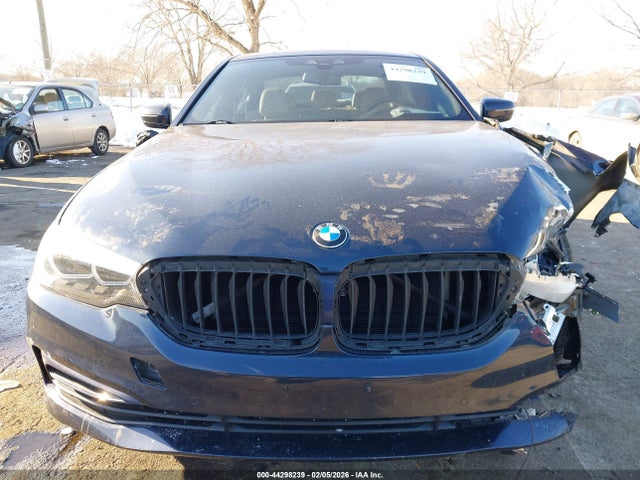 2019 Bmw 530i Xdrive მანქანა იყიდება აუქციონზე, vin: WBAJA7C58KG912061, აუქციონის ნომერი: 44298239