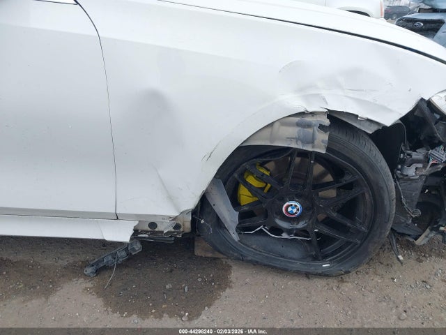 WBA5R1C59KAJ98502 BMW 330I
