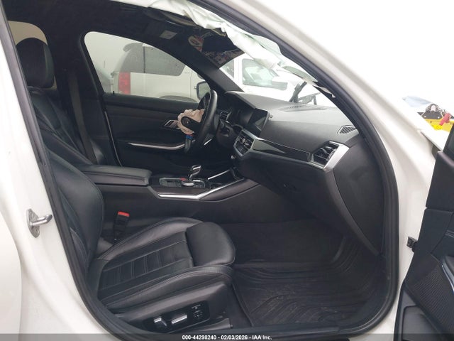 WBA5R1C59KAJ98502 BMW 330I