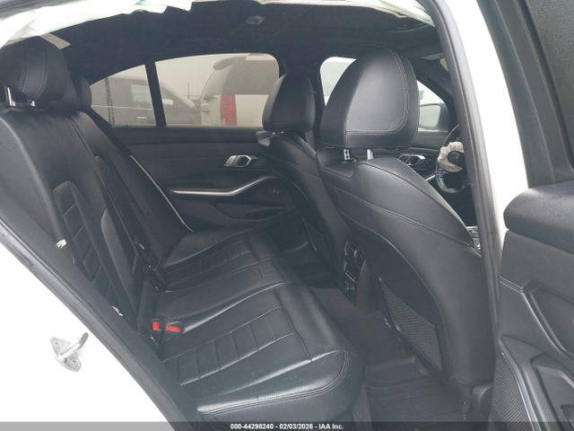 WBA5R1C59KAJ98502 BMW 330I