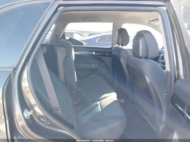 2011 KIA SORENTO 5XYKTDA12BG144029 Photo 7