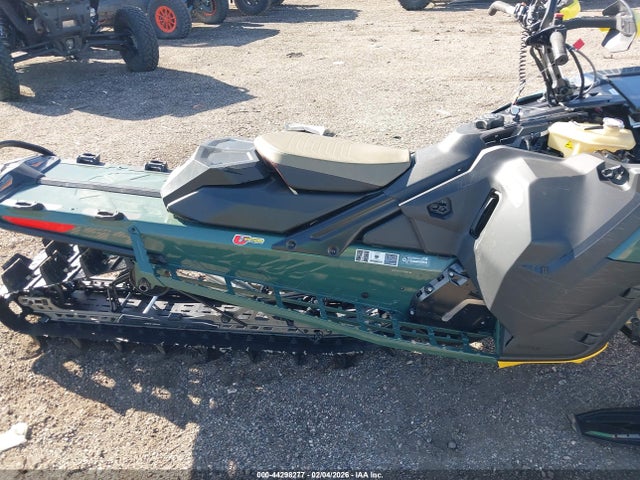 Продажа на аукционе авто 2026 Ski-doo Summit X 850, vin: 2BPSTSTF9TV000186, номер лота: 44298277