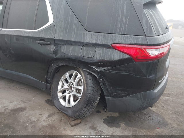 1GNERGKW5JJ137511 Chevrolet Traverse 1lt