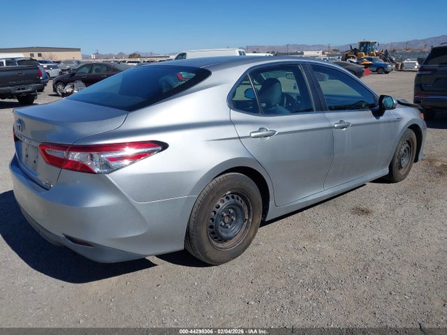 4T1B31HK2JU503451 Toyota Camry Hybrid Le