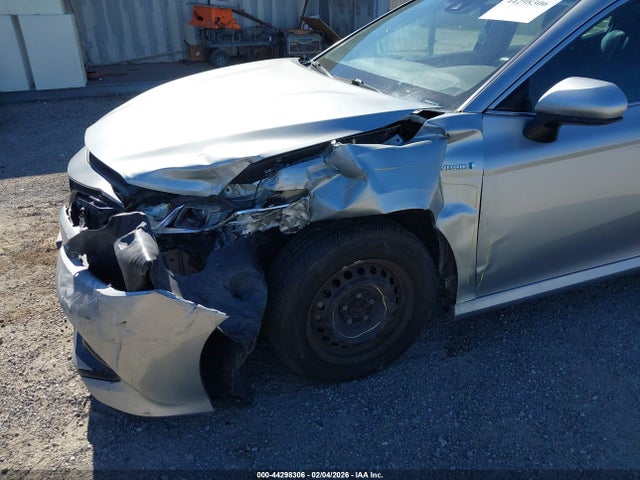 4T1B31HK2JU503451 Toyota Camry Hybrid Le