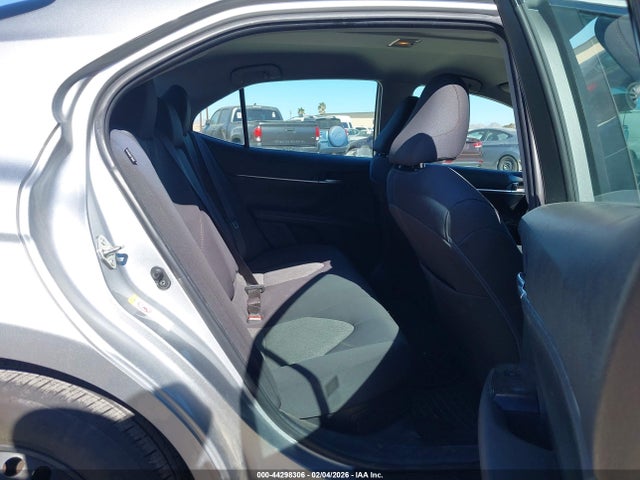 4T1B31HK2JU503451 Toyota Camry Hybrid Le