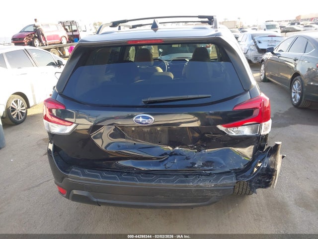 2019 Subaru Forester Premium მანქანა იყიდება აუქციონზე, vin: JF2SKAEC7KH524585, აუქციონის ნომერი: 44298344