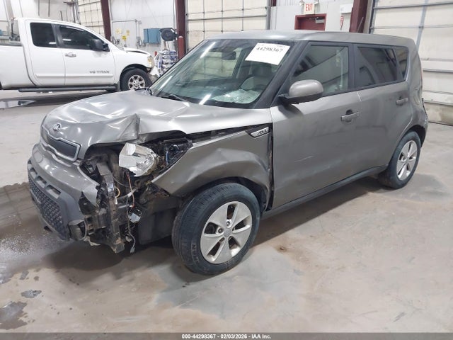 KIA Soul 2015 KNDJN2A27F7137678 Image 2