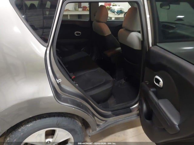 KIA Soul 2015 KNDJN2A27F7137678 Image 8
