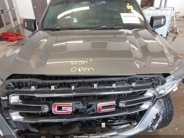 Продажа на аукционе авто 2021 Gmc Sierra 1500 4wd  Short Box At4, vin: 3GTU9EET1MG412615, номер лота: 44298449