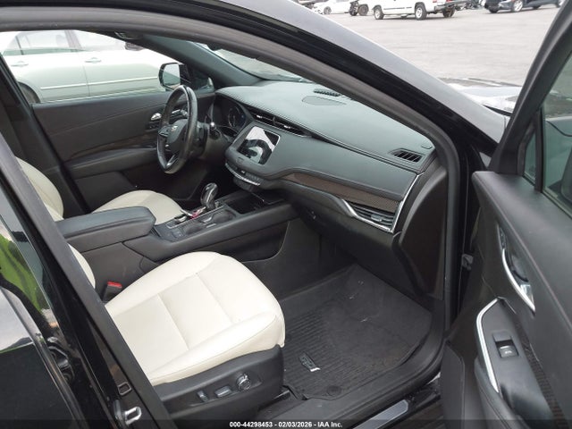 2019 CADILLAC XT4 1GYFZER48KF198100 Photo 4