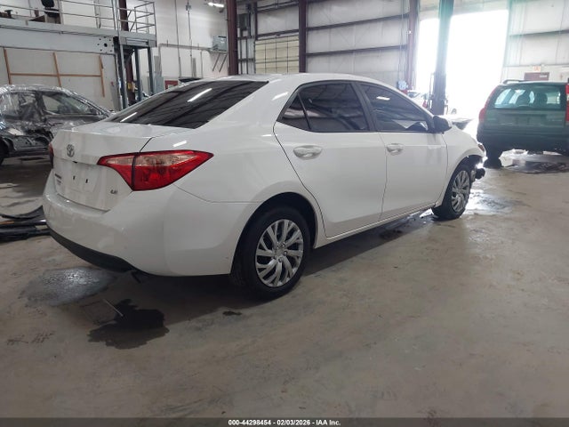 2T1BURHE8KC210064 Toyota COROLLA LE
