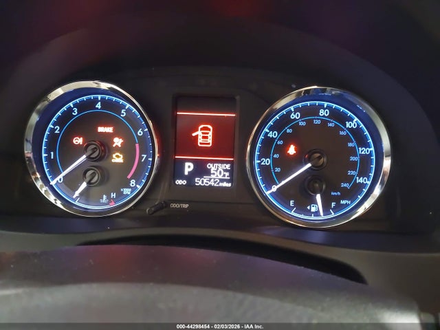 2T1BURHE8KC210064 Toyota COROLLA LE