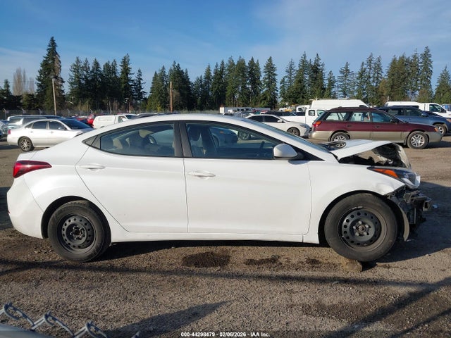 5NPDH4AE6GH772639 Hyundai ELANTRA SE