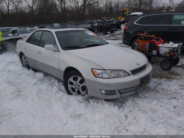 2001 LEXUS ES 300 JT8BF28GX15105068