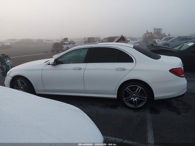 Продажа на аукционе авто 2019 Mercedes-benz E 450 4matic, vin: WDDZF6JB2KA569427, номер лота: 44298591
