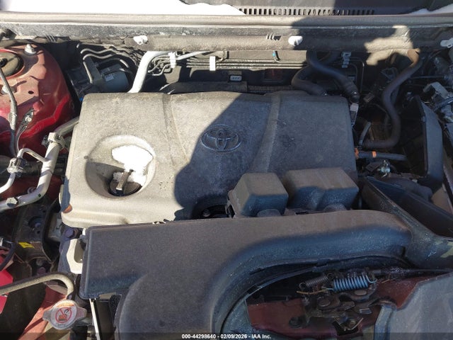 2T3P1RFV1PW379812 Toyota Rav4 Xle