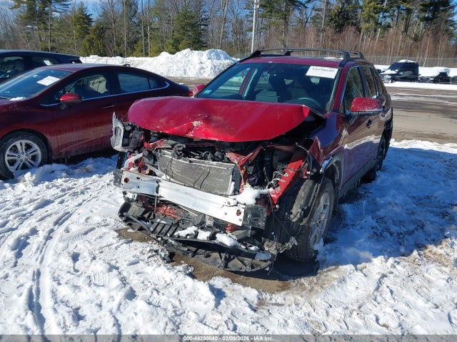 2T3P1RFV1PW379812 Toyota Rav4 Xle