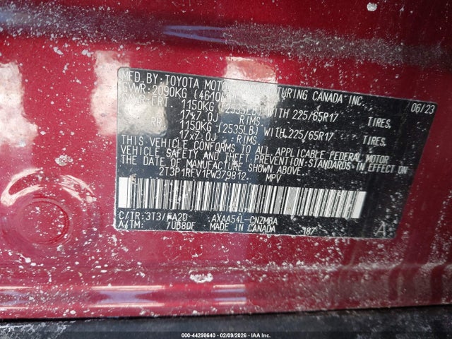 2T3P1RFV1PW379812 Toyota Rav4 Xle