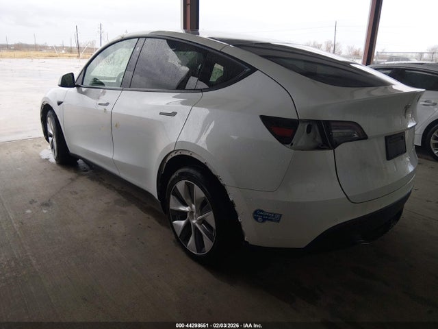 2021 TESLA MODEL Y 5YJYGDEE4MF109871 Photo 2