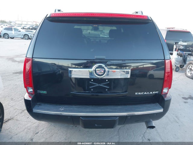 Продаж на аукціоні авто 2010 Cadillac Escalade Premium, vin: 1GYUCCEF4AR267589, номер лоту: 44298657