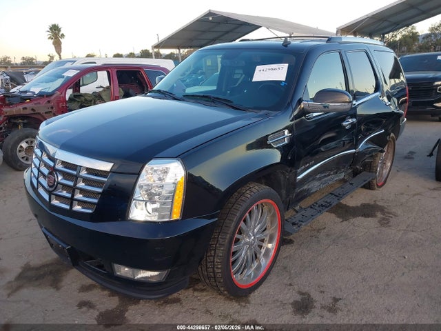 2010 CADILLAC ESCALADE 1GYUCCEF4AR267589 Photo 1