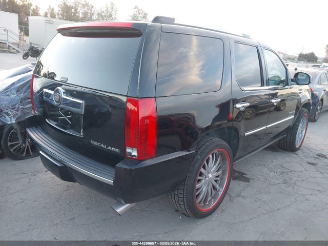 2010 CADILLAC ESCALADE 1GYUCCEF4AR267589 Photo 3