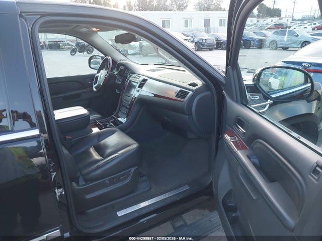 2010 CADILLAC ESCALADE 1GYUCCEF4AR267589 Photo 4
