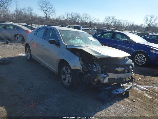 Chevrolet MALIBU 1LT 2014 1G11C5SL5EF272881 Image 1