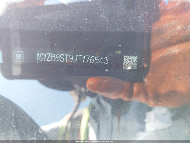 1G1ZB5ST9JF176543 Chevrolet Malibu 1ls