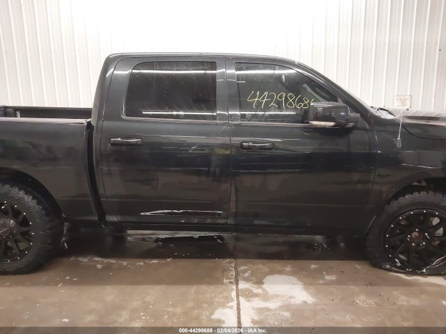 44298686 :رقم المزاد ، 1C6RR7MTXGS280896 vin ، 2016 Ram 1500 Sport مزاد بيع